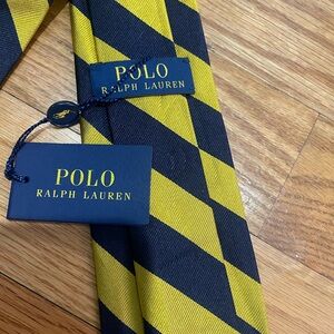 Ralph Lauren Navy and Yellow Striped Men's Tie
